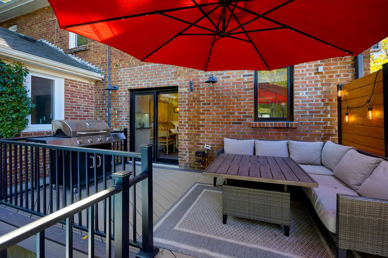 211 Lee Ave