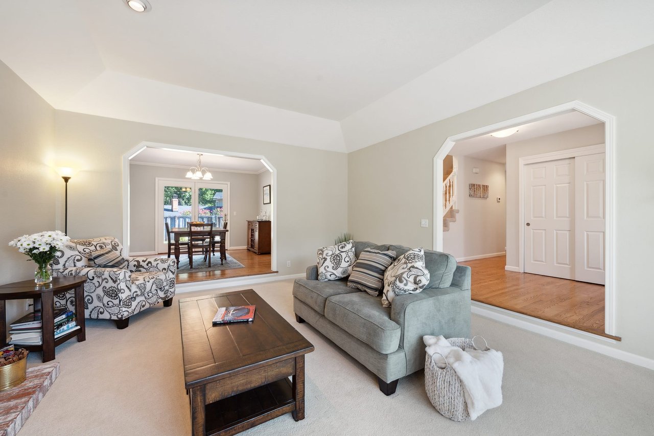 23 Trumbull Court