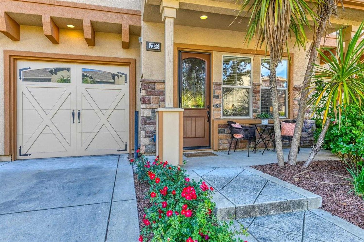 7336 Orchard Circle