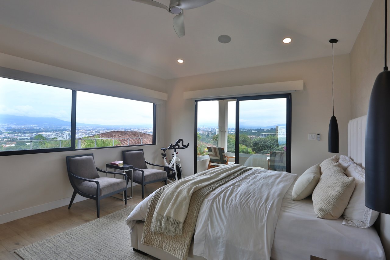 Remodeled Contemporary View Home, Escazu, San Jose
