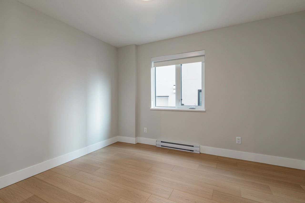 13-3385 Mamquam Rd