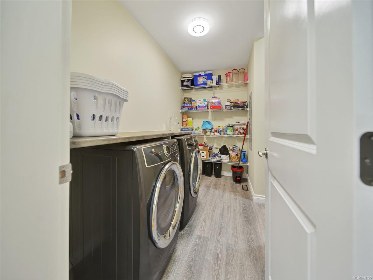 1260 Rockhampton Close