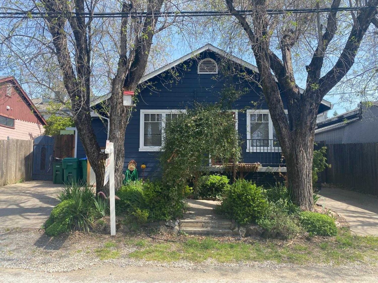 4655 Missouri St