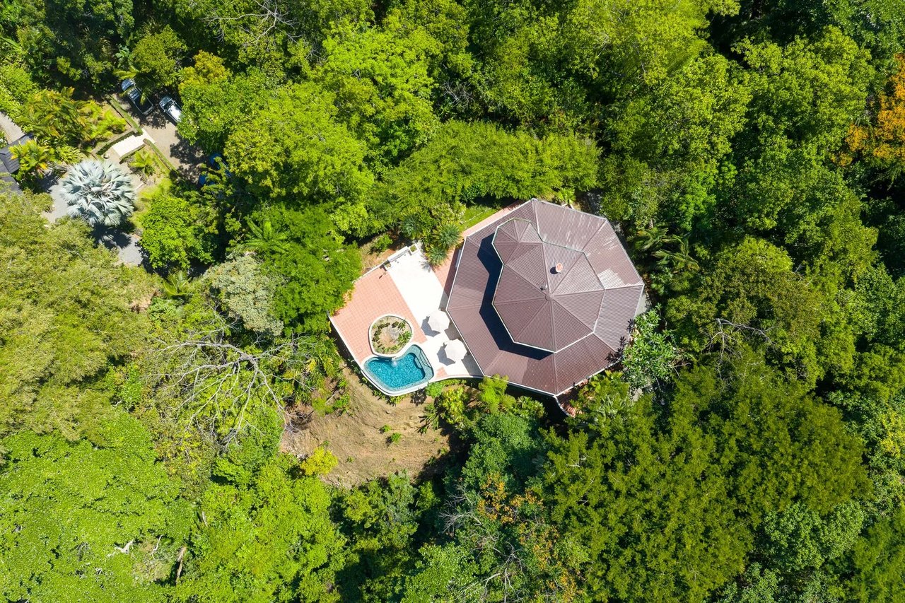 Ocean View Retreat Estate, Dominical, Puntarenas