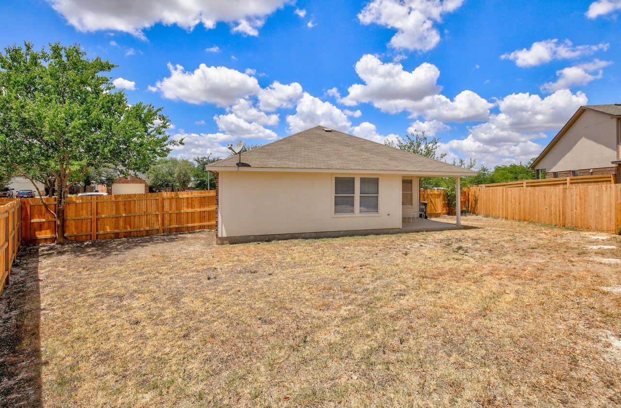 800 Sweet Leaf Ln, Pflugerville, Texas 78660