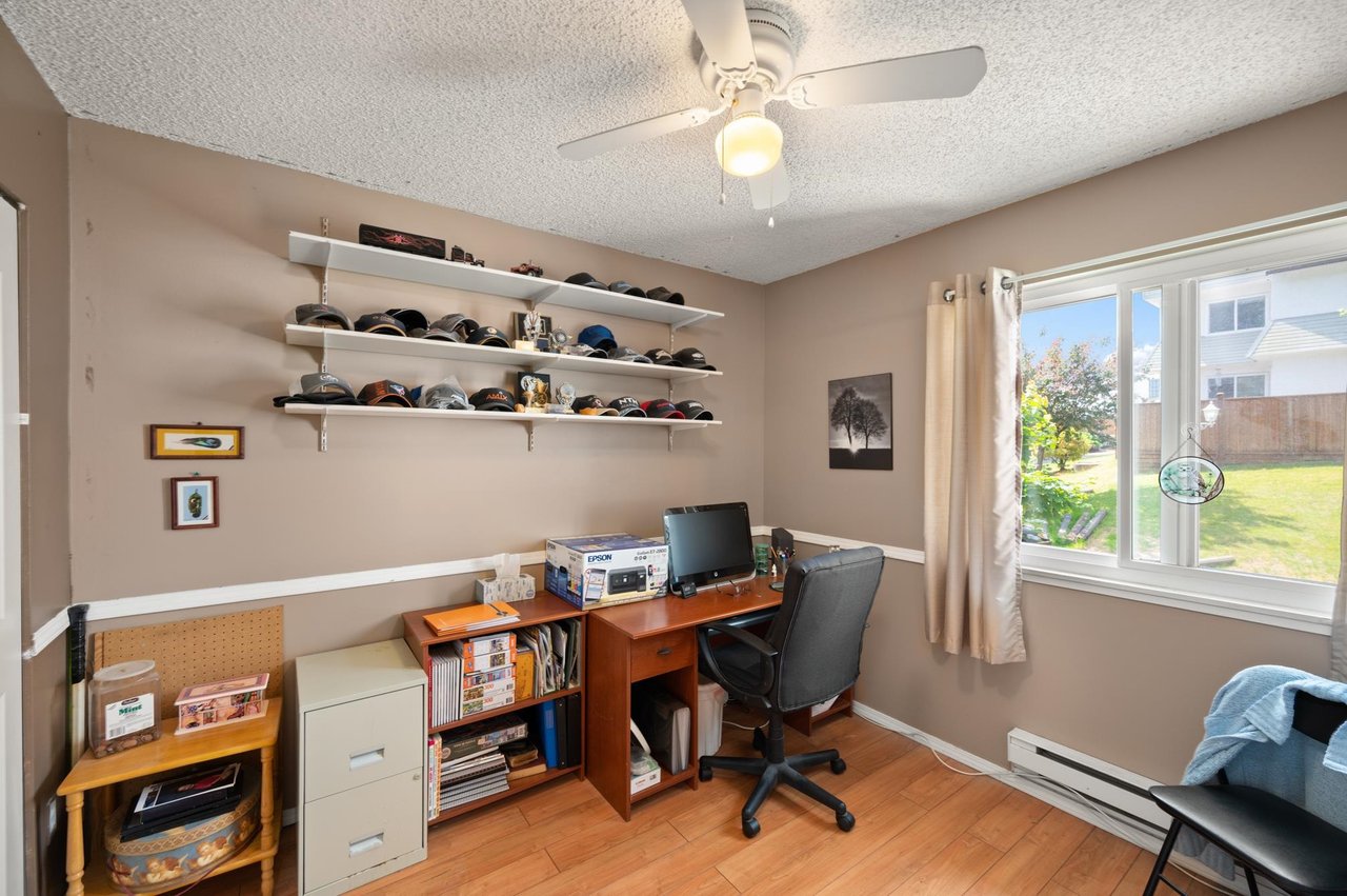 24-2830 W Bourquin Cres