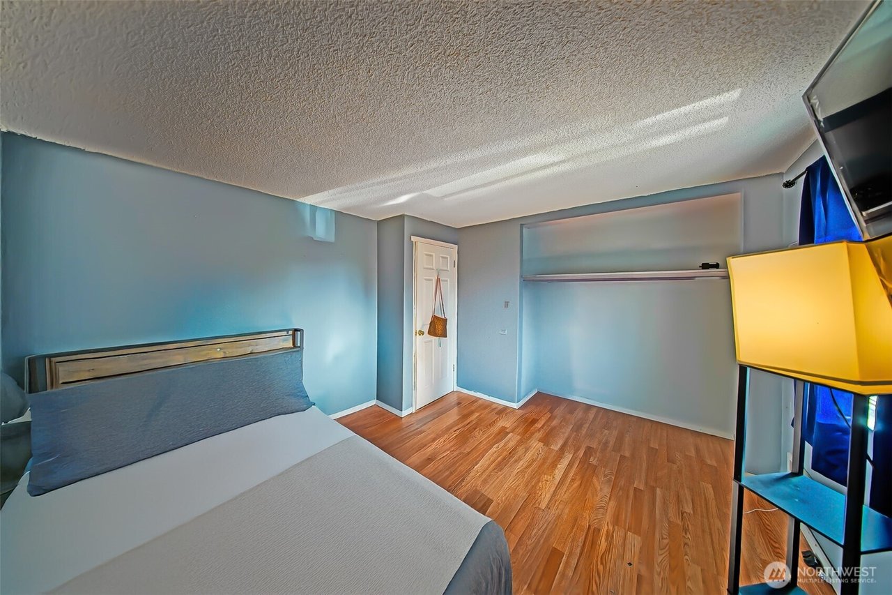 513 E 78th Street, Tacoma