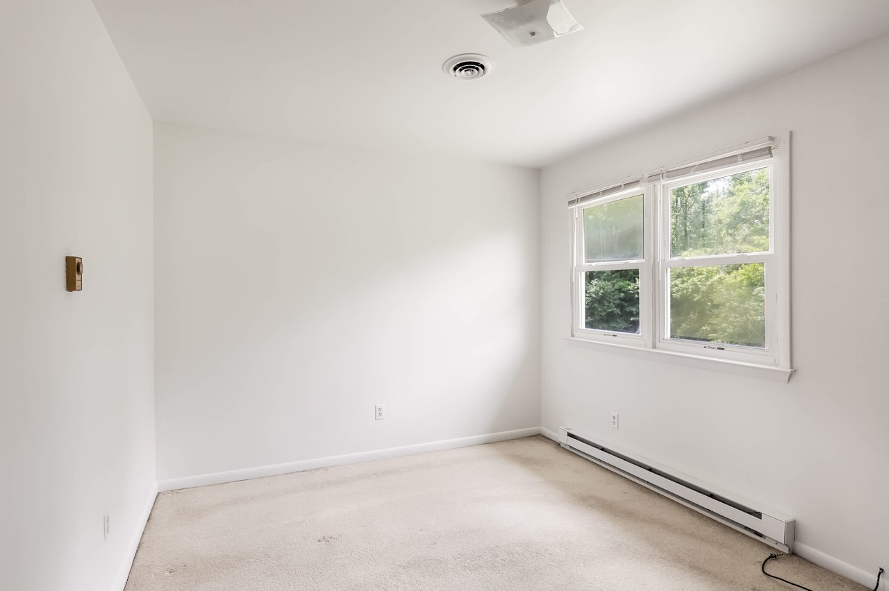 1123 Almond Rd, Elmer, NJ 08318
