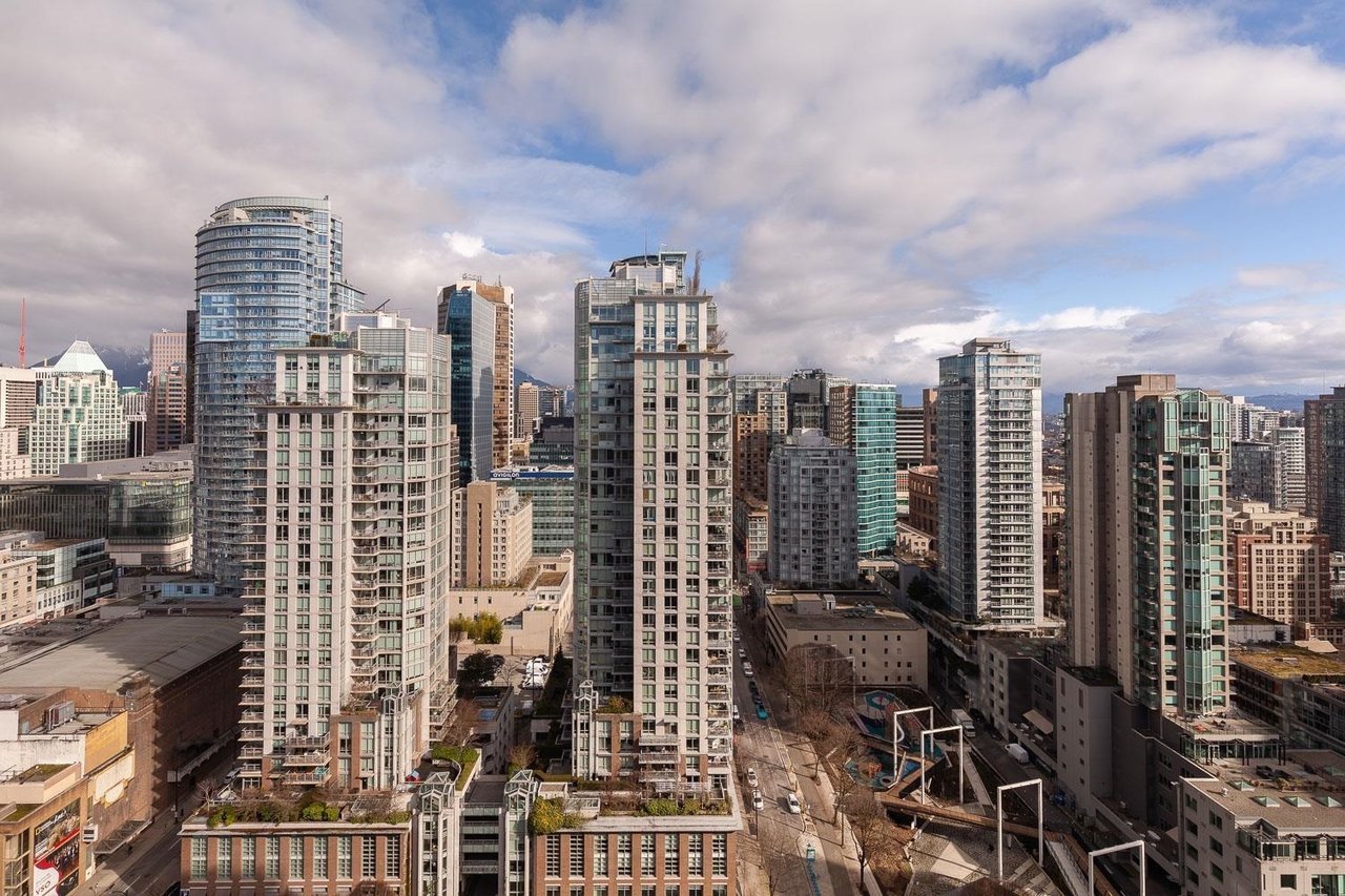 3003-969 Richards Street, Vancouver