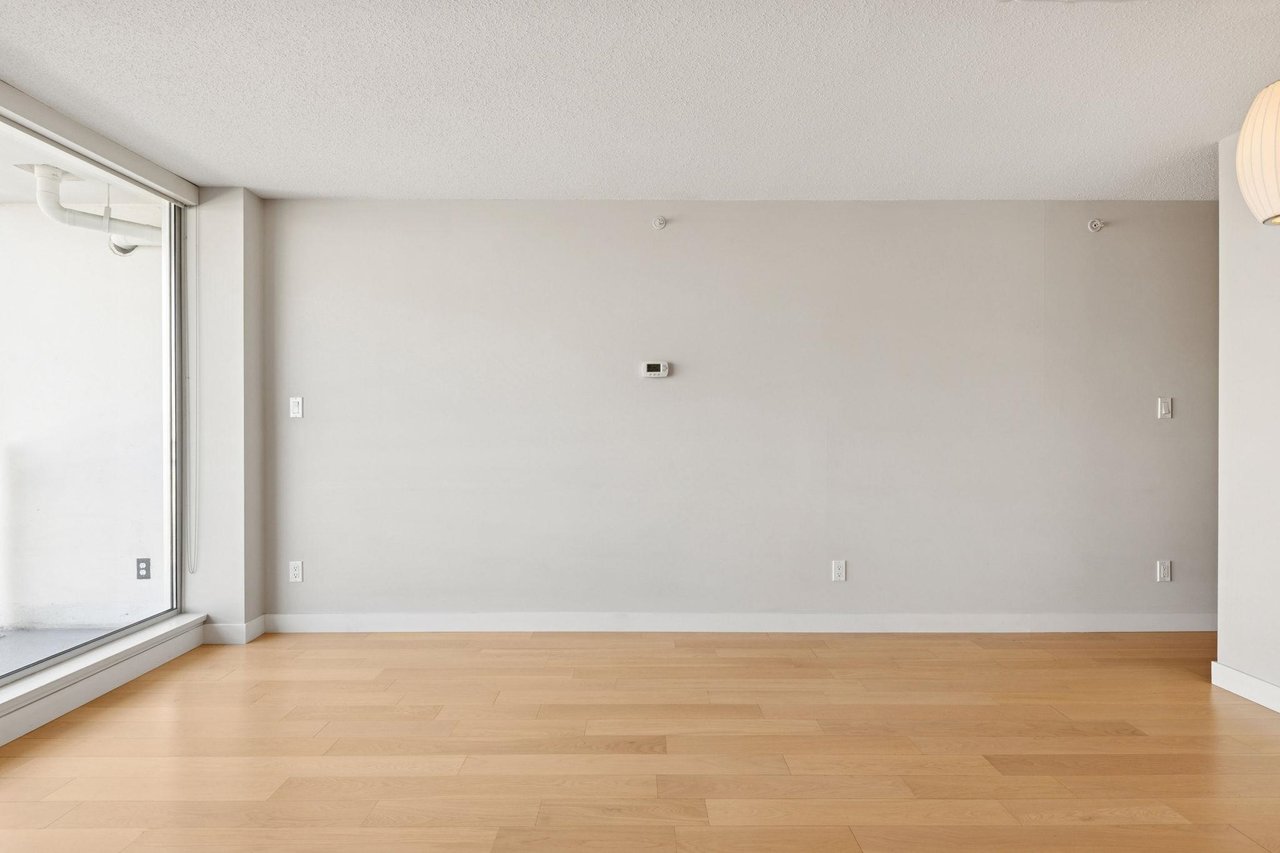 416-1635 W 3rd Ave