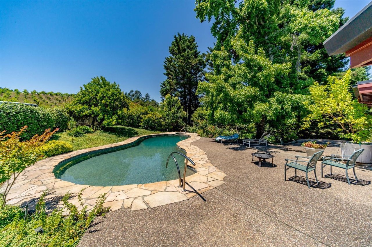 3875 W Dry Crk Rd