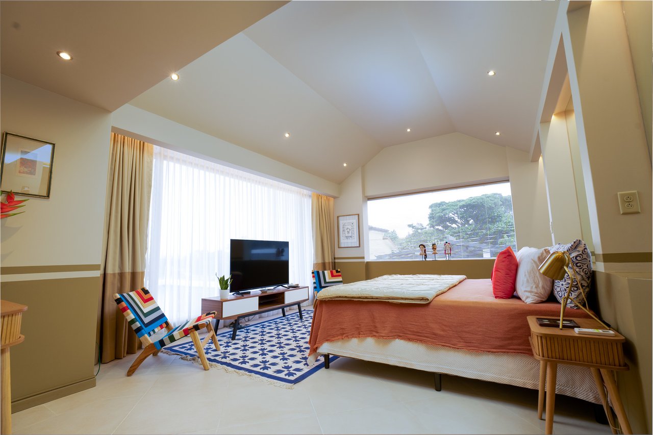 Designer Estate With Sauna, Escazu, San Jose