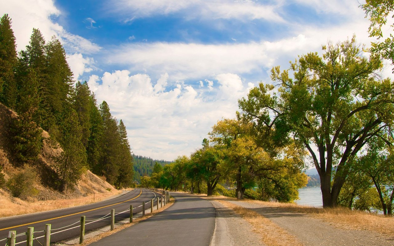 Lake Forest at Mullan Trail