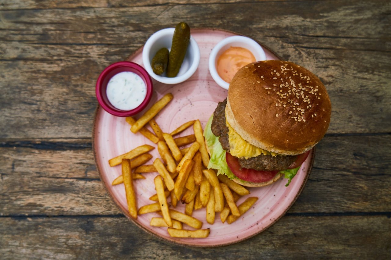 Some Fun NYC Outdoor Dining Spots To Think About