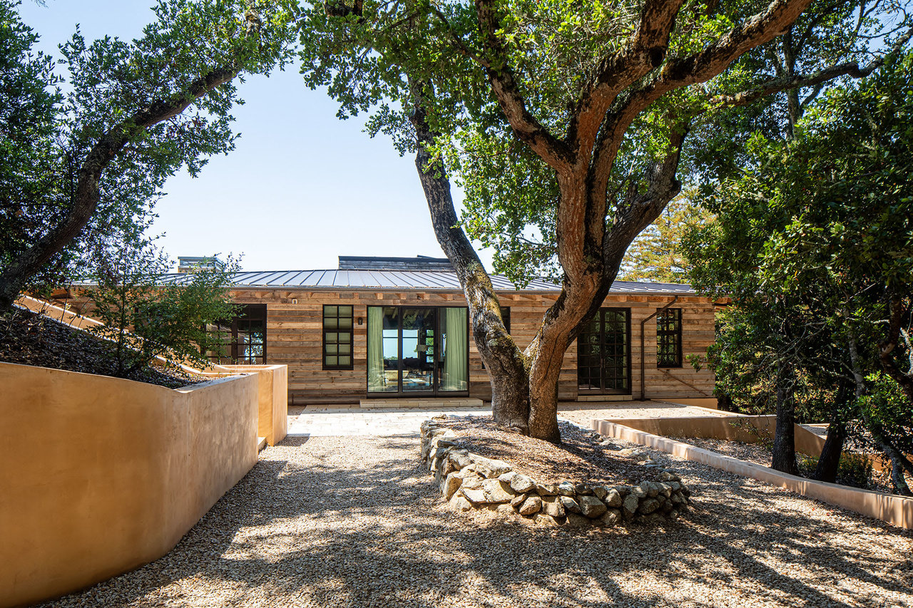 BIXBY CREEK RANCH - LUXURIOUS BIG SUR RETREAT