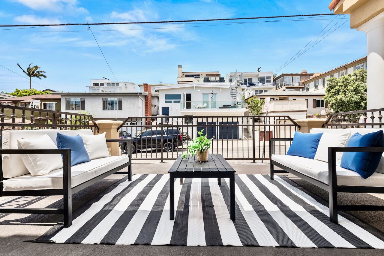 1042 7th Street