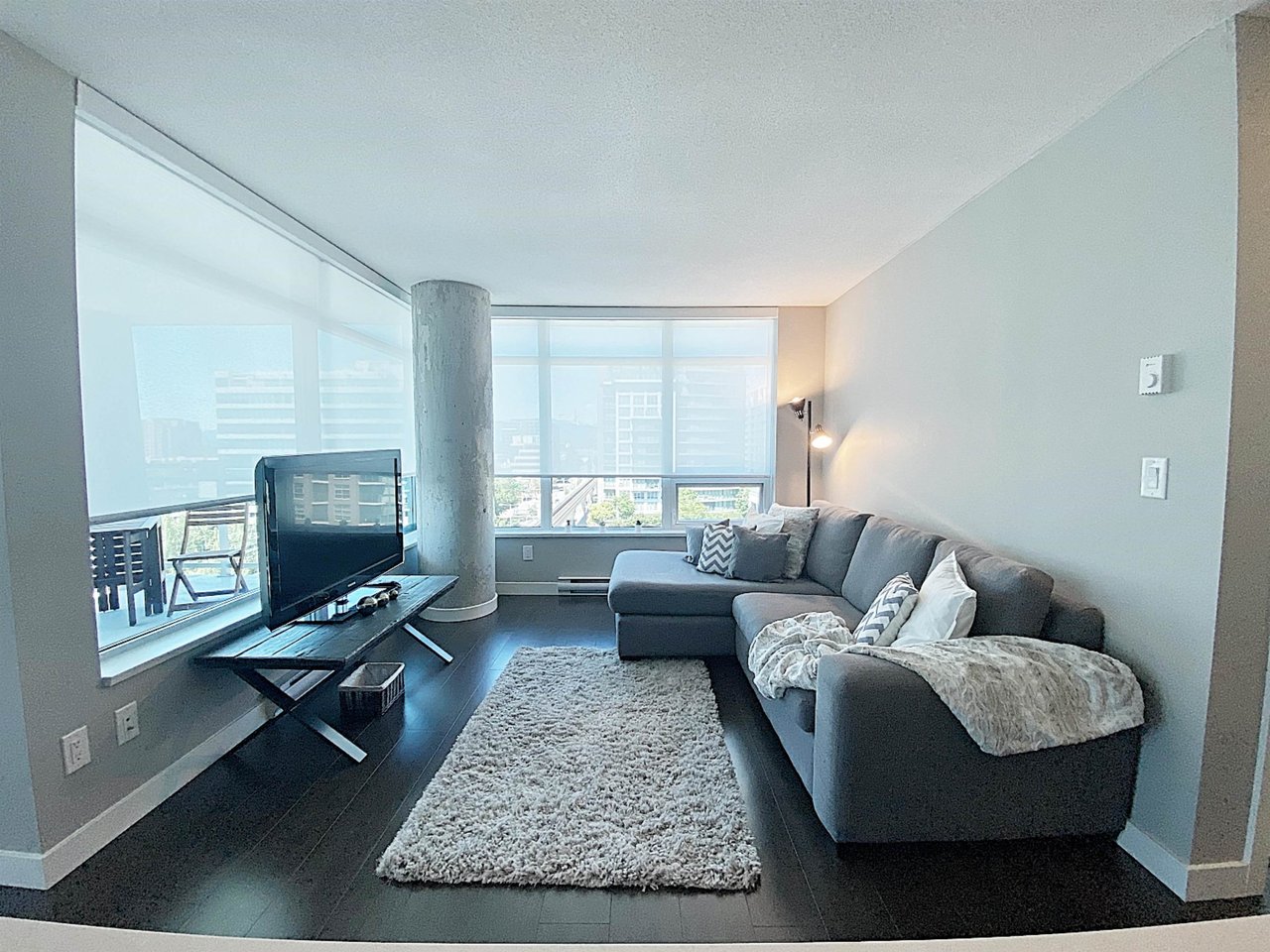 1002-6188 No. 3 Rd