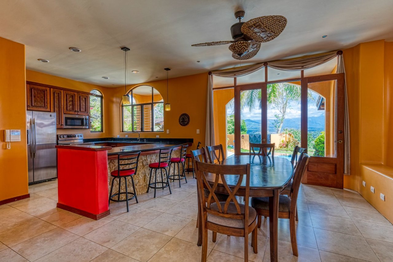 Grand Mountain View Estate, Perez Zeledon, San Jose
