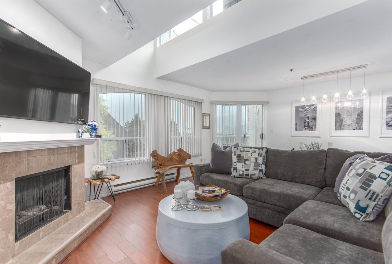 202-788 W 8th Ave