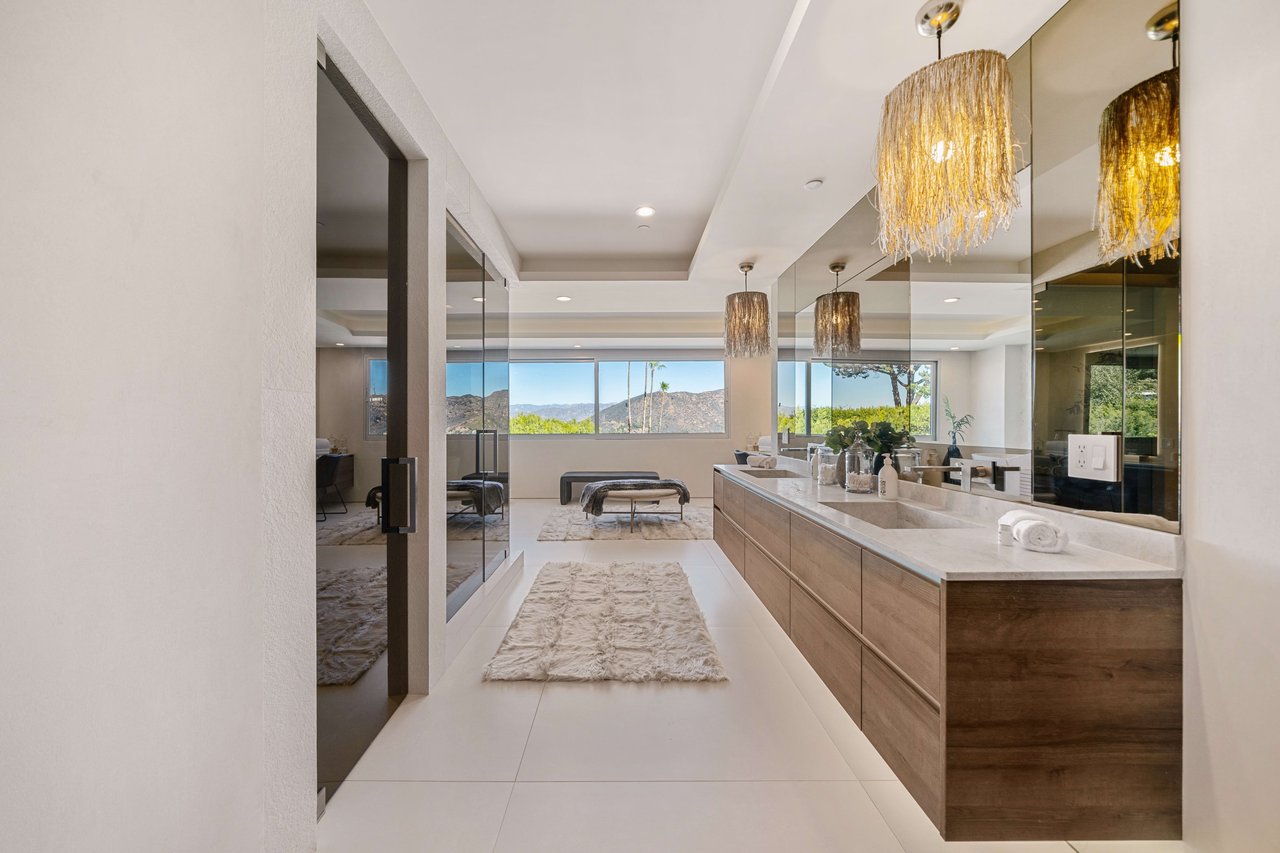 The Apex HH | 7115 Macapa Drive