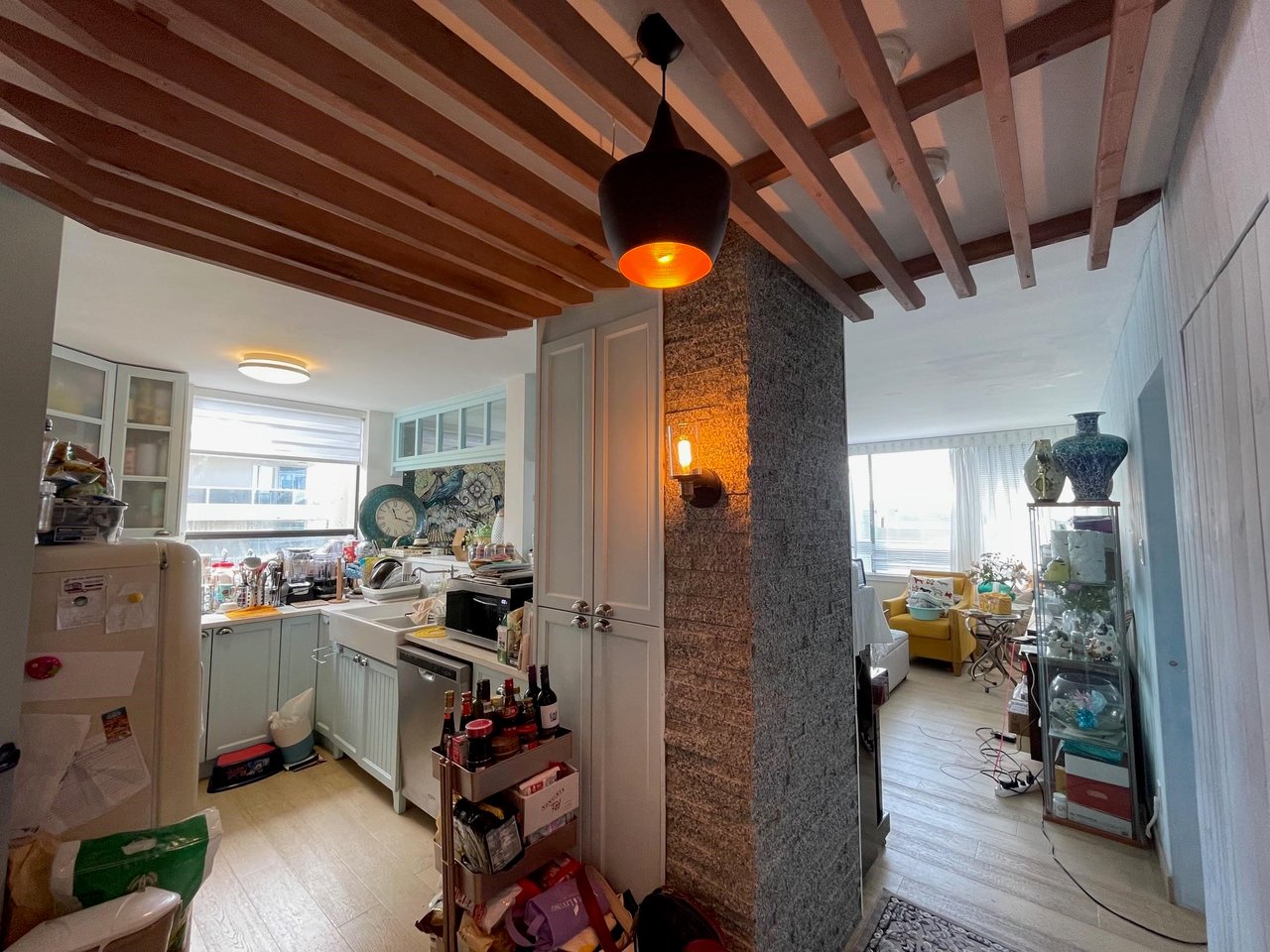 702-1737 Duchess Ave