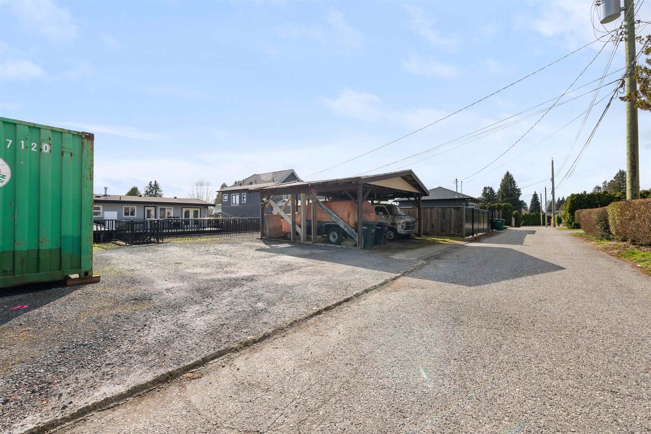 7153 Paulus Ct