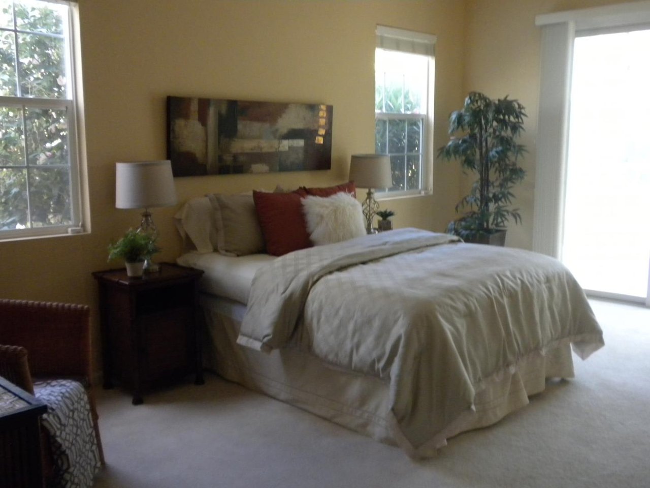 1175 Krona Ln