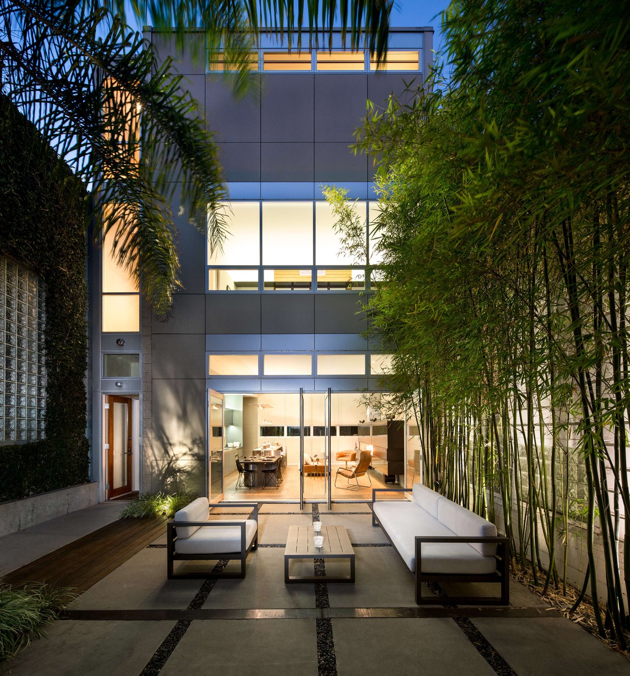 Sophisticated, Contemporary Masterpiece