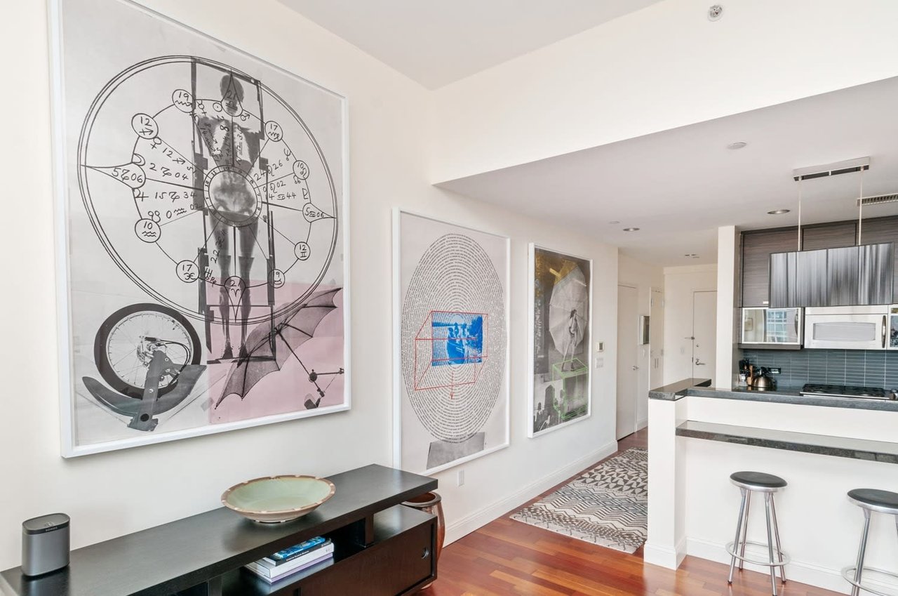 101 W 24th St, #31H