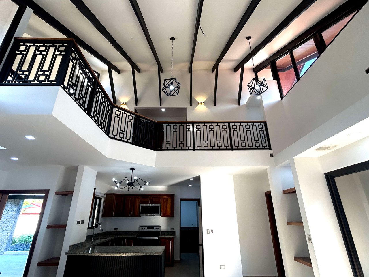 Paradise Dream Bahia, 2 Storey, 3 Bed, 3 bath With a Pool