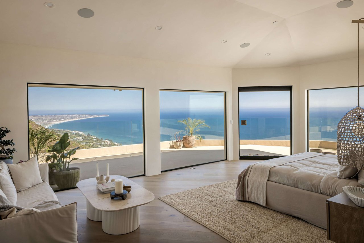 Malibu Blufftop Estate