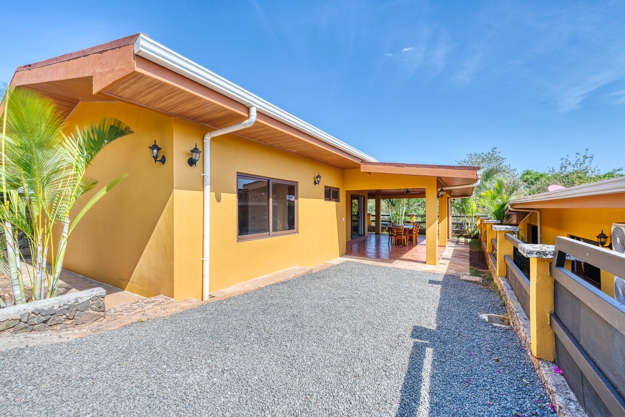 Multi House Rental Compound, Tamarindo, Guanacaste