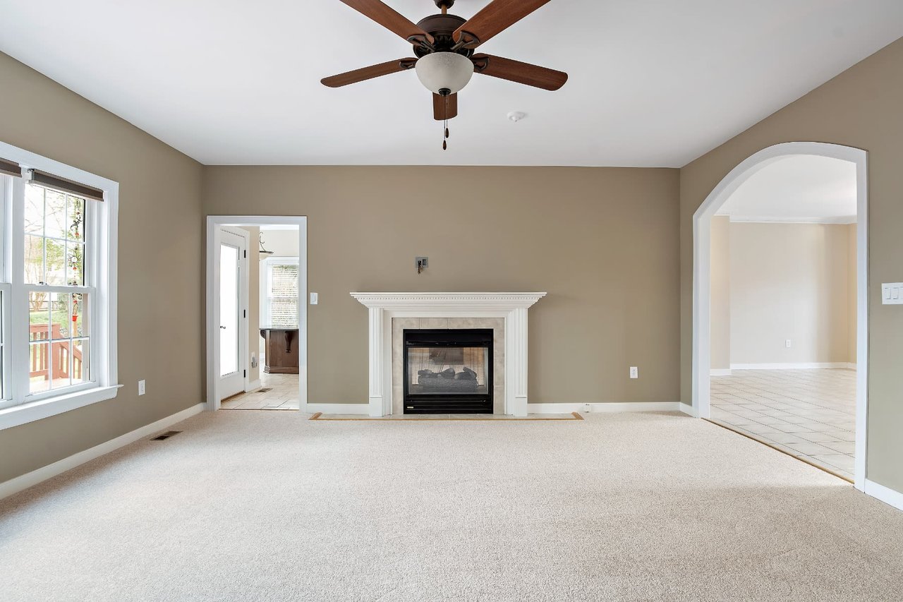 8805 Thornton Heath Drive