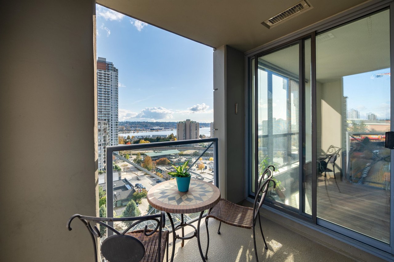 1201-850 Royal Ave