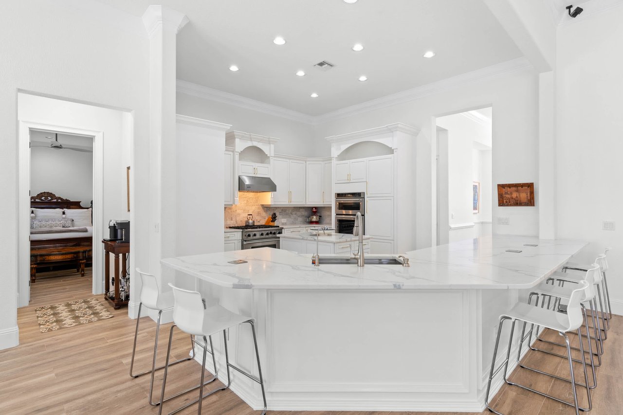 6241 S Hampshire Court