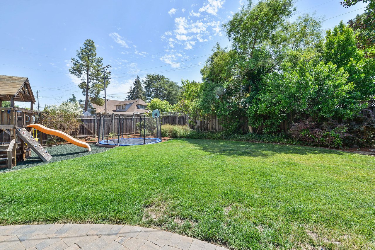690 Orange Ave