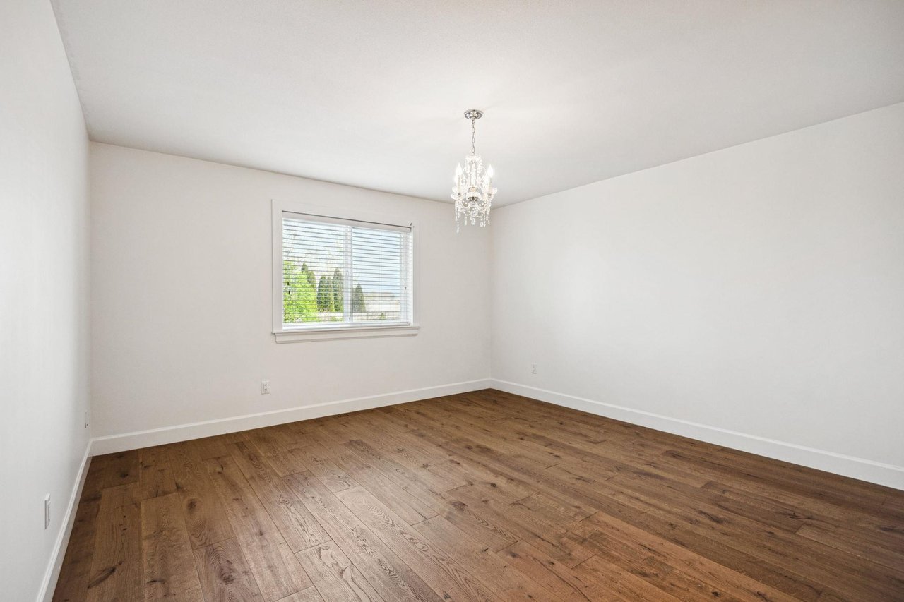 20307 98a Ave