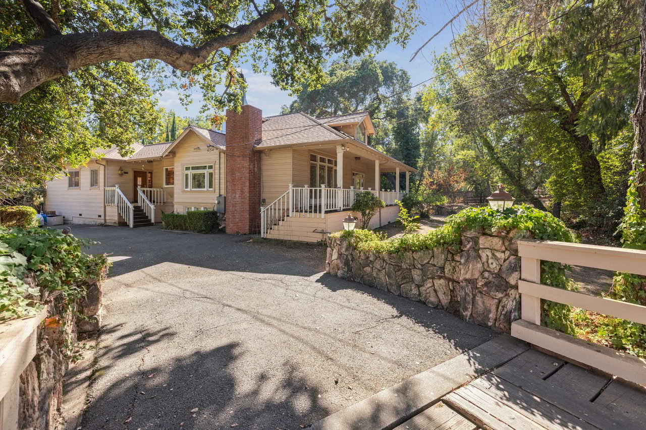 Unique Opportunity on Nearly 1 Acre