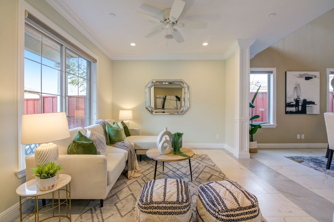 3902 Mars Court