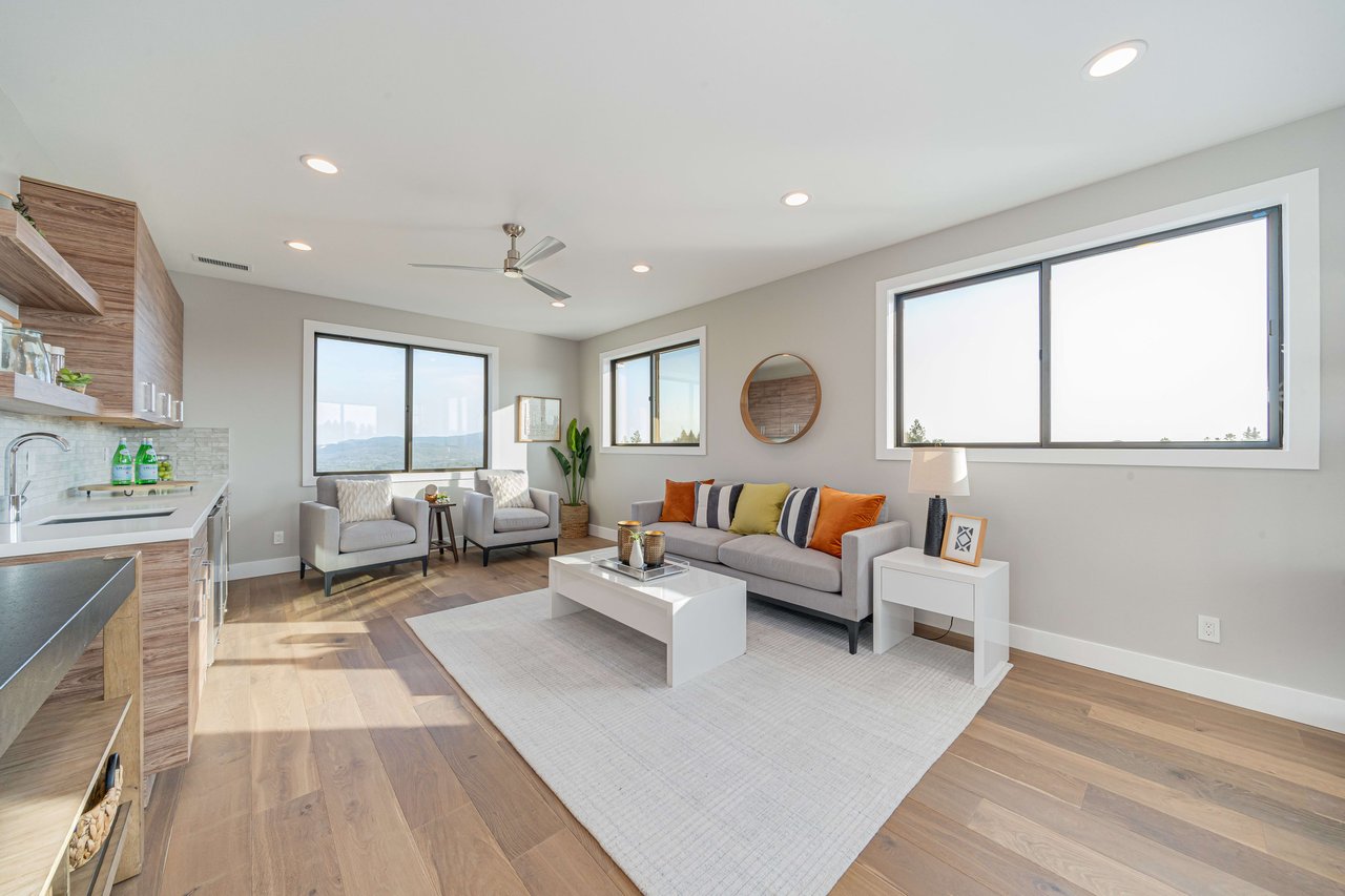3927 Rincon Ridge Drive