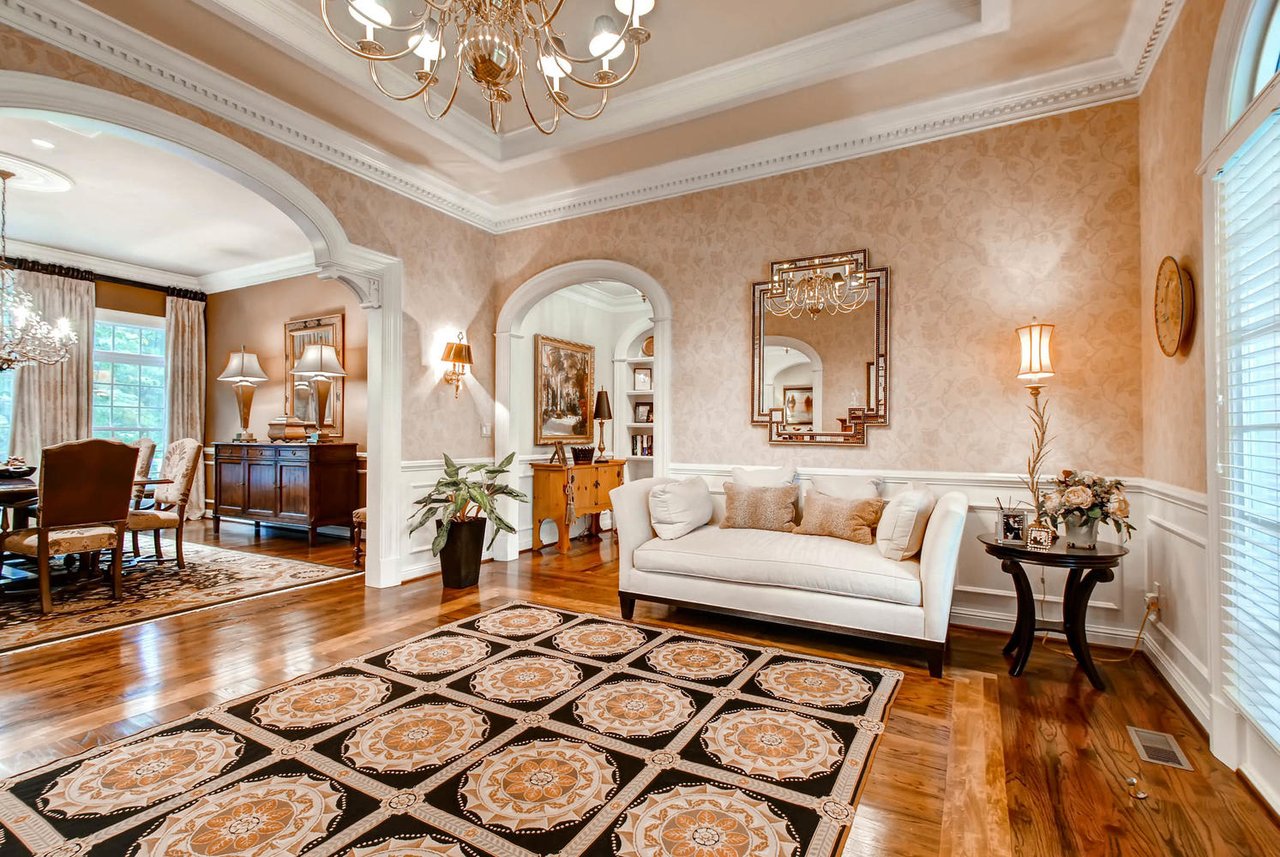 Southern Style, Reverse 2-Story Living with Pool