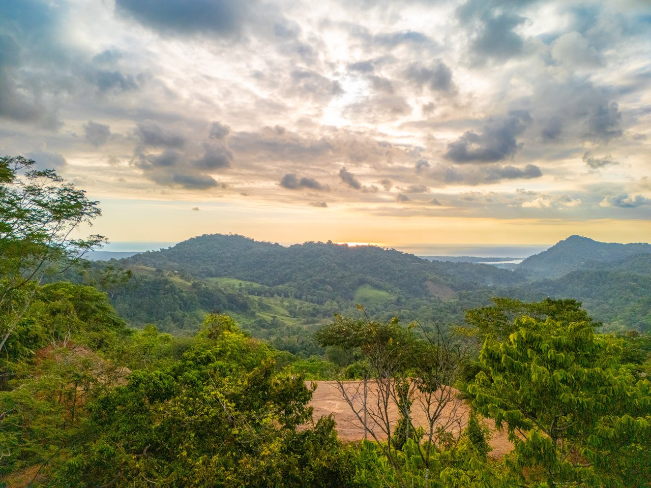 Jaw Dropping Views in Tres Rios Reserva