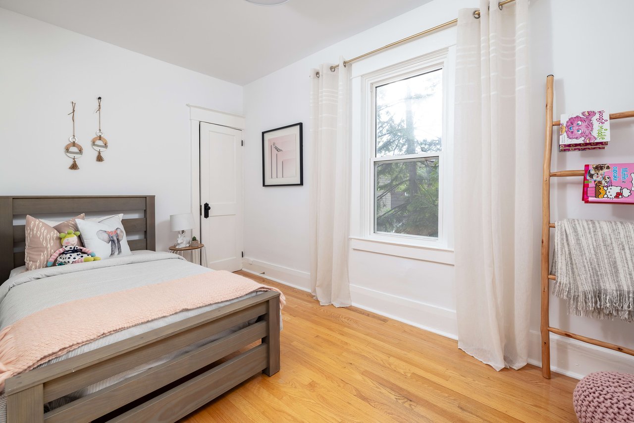74 Duvernet Ave