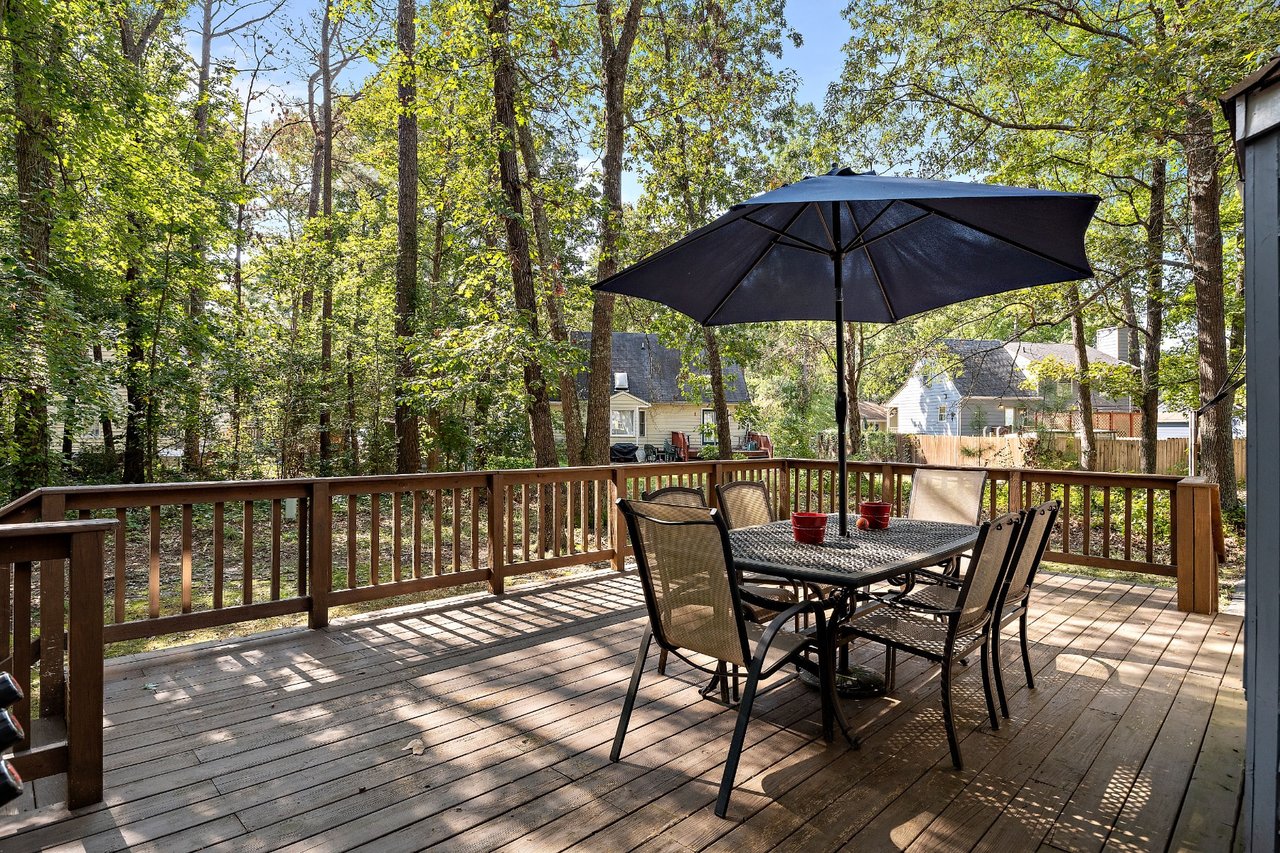 8914 Playground Circle