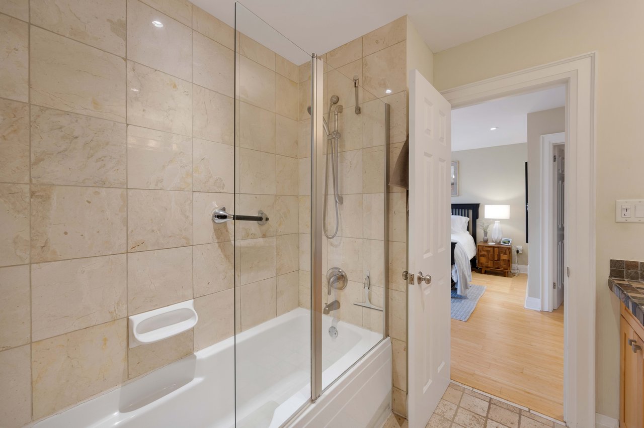 36 Hunt Club Dr