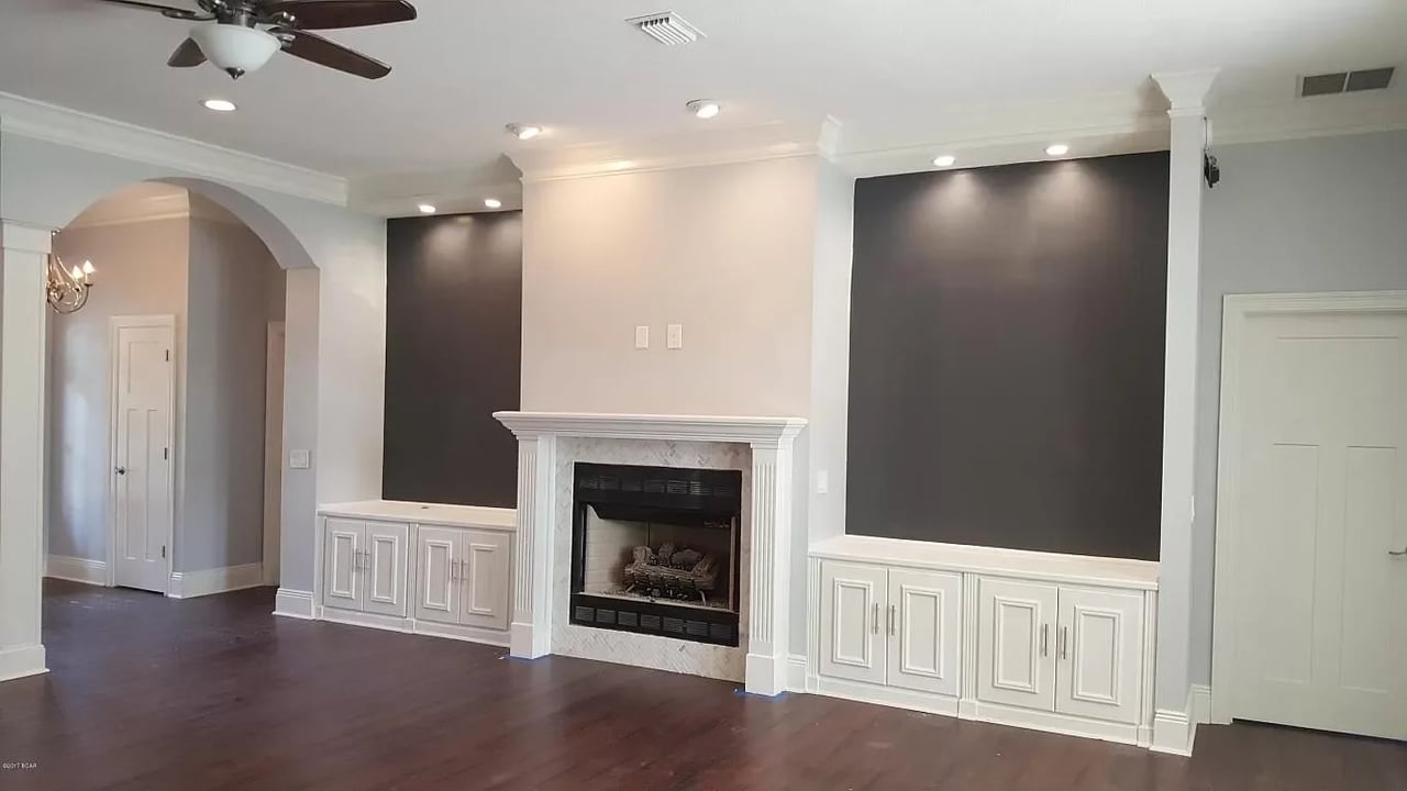 2404 PELICAN BAY Court
