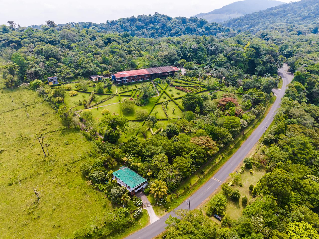 Bijagua Celeste Mountain Lodge | Mountain Hotel/Resort/Hostel For Sale!