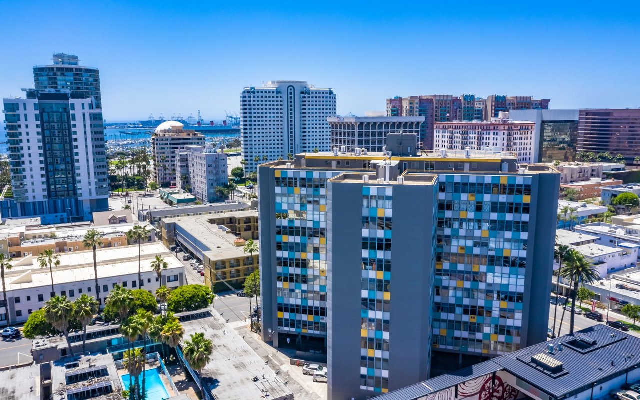 100 Atlantic Avenue Unit: 915