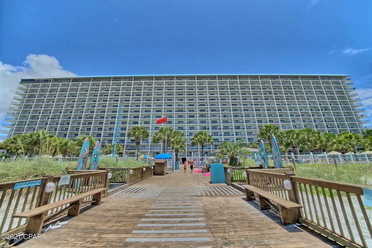 8743 Thomas Drive Unit 209
