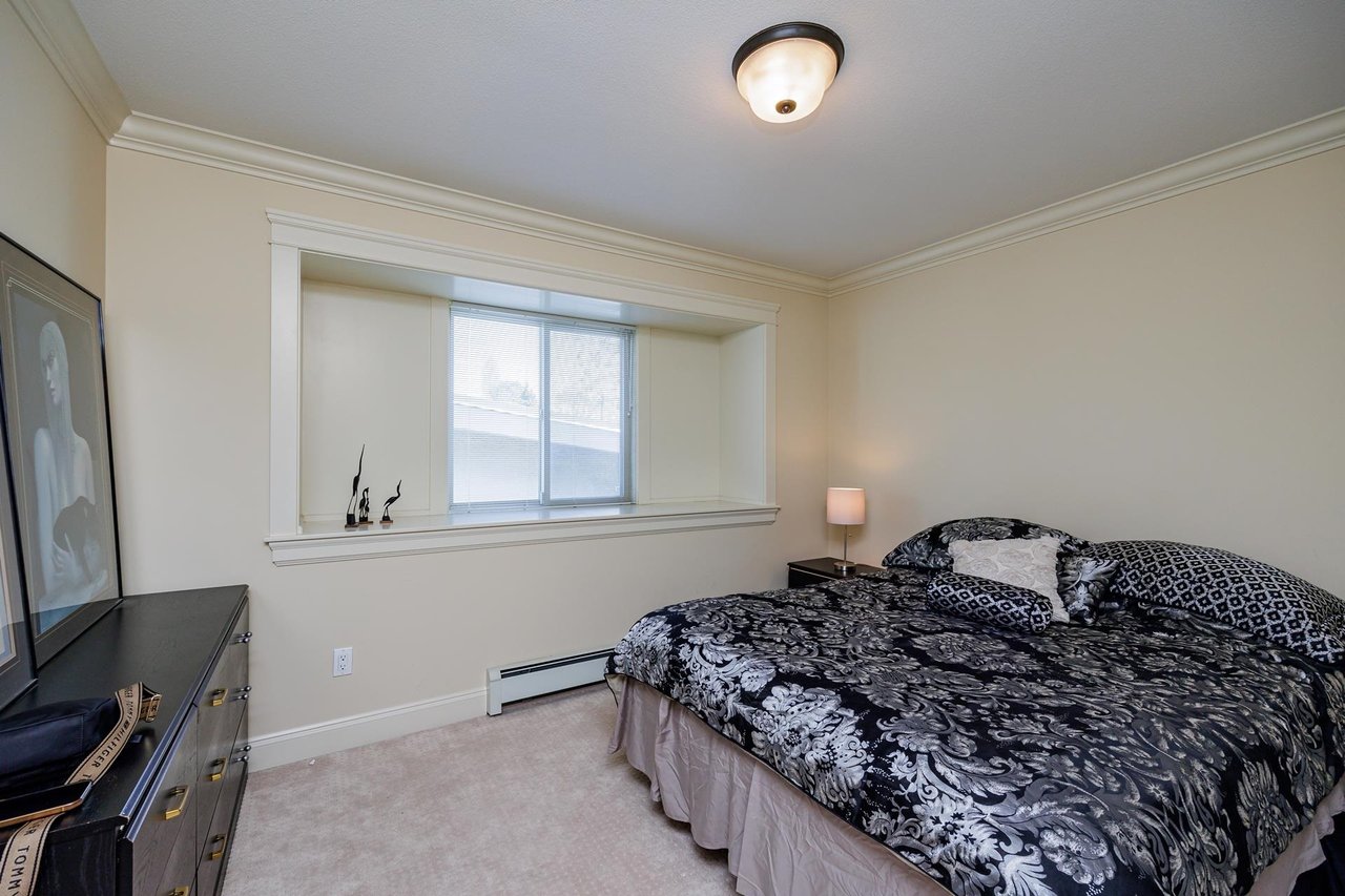 335 E 15th Street, North Vancouver